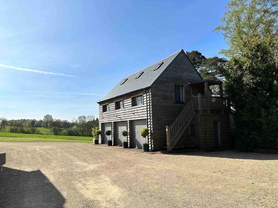 The Coach House Apartman Alderbury Kültér fotó